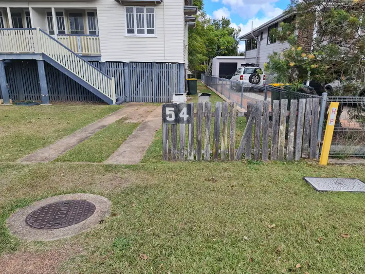 Unit 2/54 Milton St, Maryborough QLD 4650
