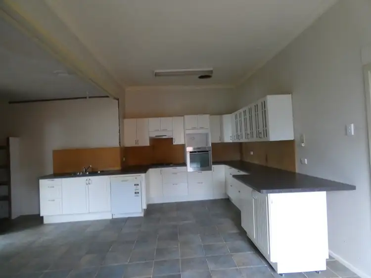 Fifth view of Homely house listing, 1 Colin St, Merredin WA 6415