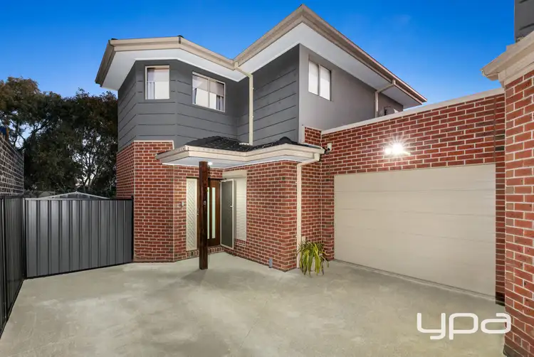 Main view of Homely townhouse listing, Unit 4/15 Colin Ct, Broadmeadows VIC 3047