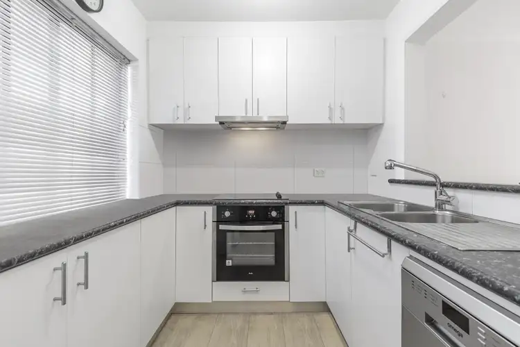 Fourth view of Homely unit listing, 4/314-318 Preston Point Road, Attadale WA 6156