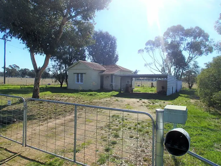 19 Mills Rd, Daysdale NSW 2646