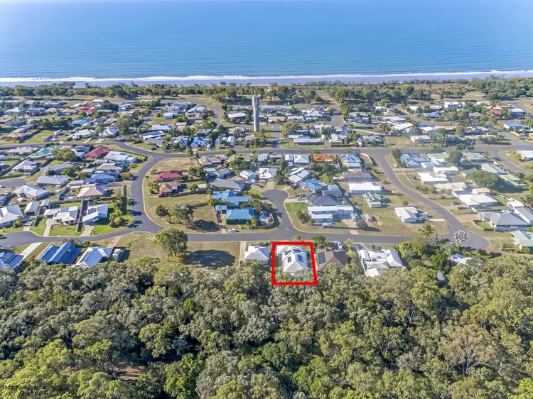 21 Alexander Dr, Moore Park Beach QLD 4670