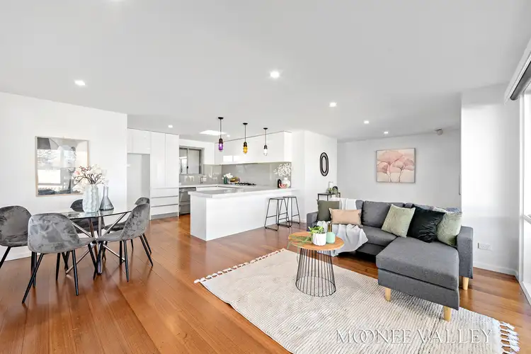 Second view of Homely house listing, 2 Glamis Drive, Avondale Heights VIC 3034