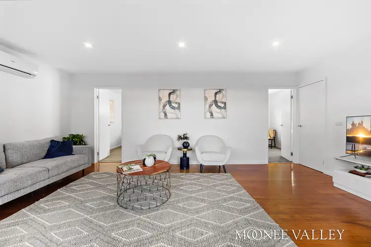 Sixth view of Homely house listing, 2 Glamis Drive, Avondale Heights VIC 3034