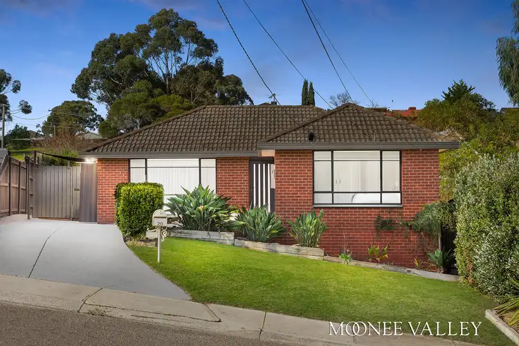 20 Brentwood Drive, Avondale Heights VIC 3034