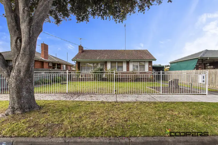 Second view of Homely house listing, 5 Olney Ave, Thomson VIC 3219