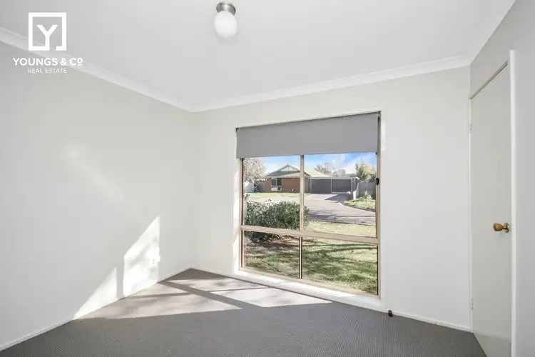 Sixth view of Homely unit listing, 11 Donmaria Ct, Shepparton VIC 3630