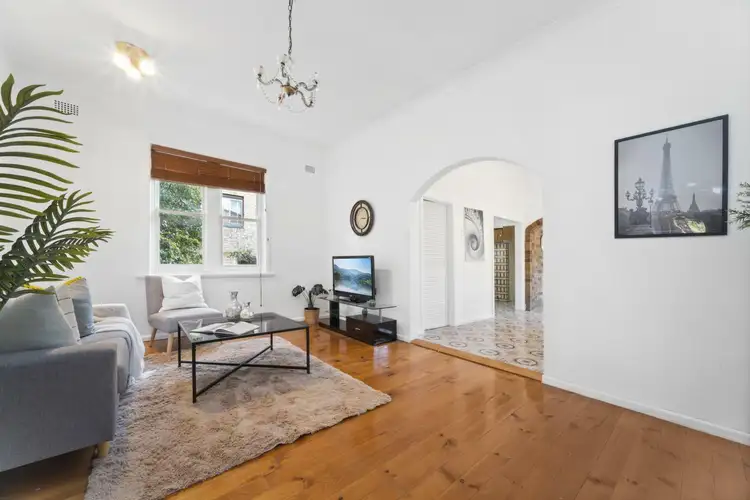 79 Eighth Ave, Campsie NSW 2194