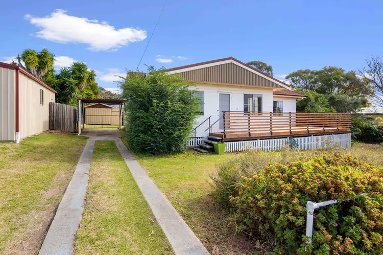 11 Redgwell St, Warwick QLD 4370