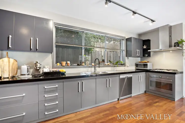 Fourth view of Homely house listing, 1 Edmonds Ct, Avondale Heights VIC 3034