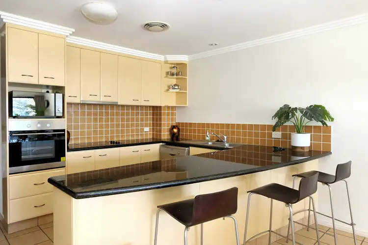 Fourth view of Homely unit listing, Villa 36/1 Pebble Beach Dr, Coral Cove QLD 4670