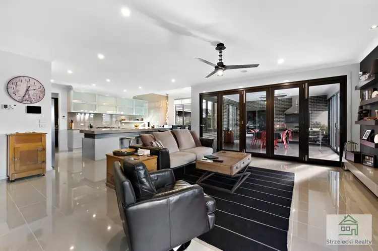 Second view of Homely house listing, 17 Villeneuve Drive, Trafalgar VIC 3824