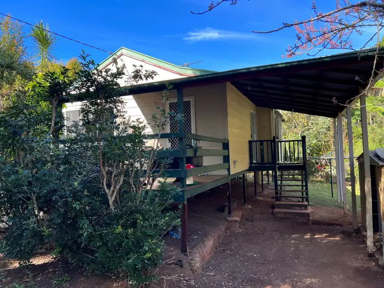6 Parish St, Russell Island QLD 4184