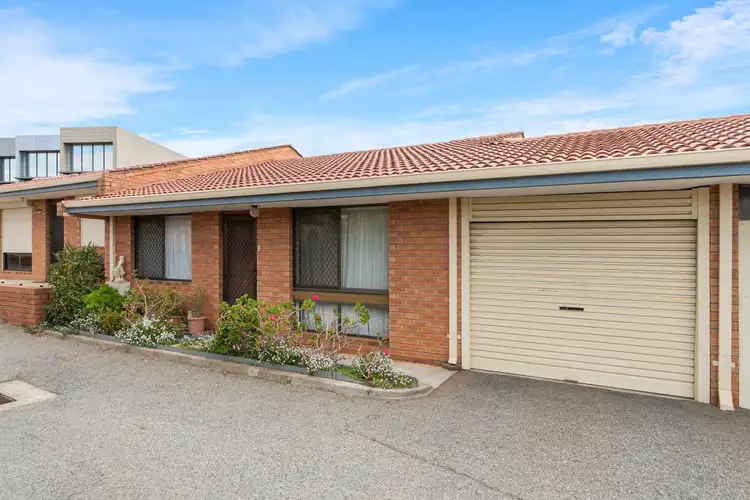 Unit 17/18 Bridges Rd, Melville WA 6156
