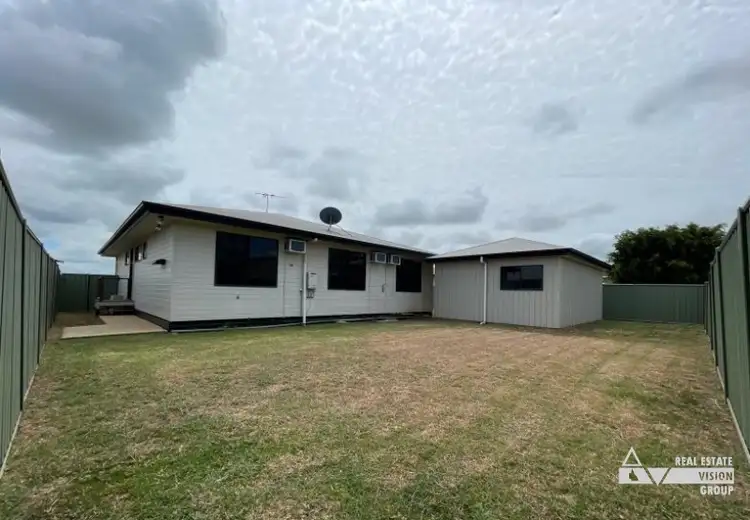 10 Summer Red Ct, Blackwater QLD 4717