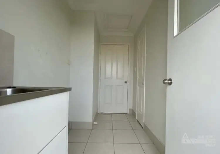 Seventh view of Homely house listing, 10 Summer Red Ct, Blackwater QLD 4717