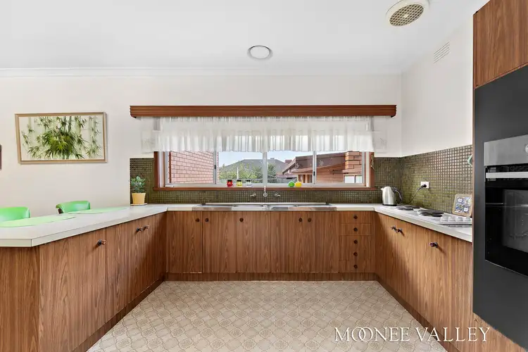 Sixth view of Homely house listing, 8 Neal Street, Keilor East VIC 3033