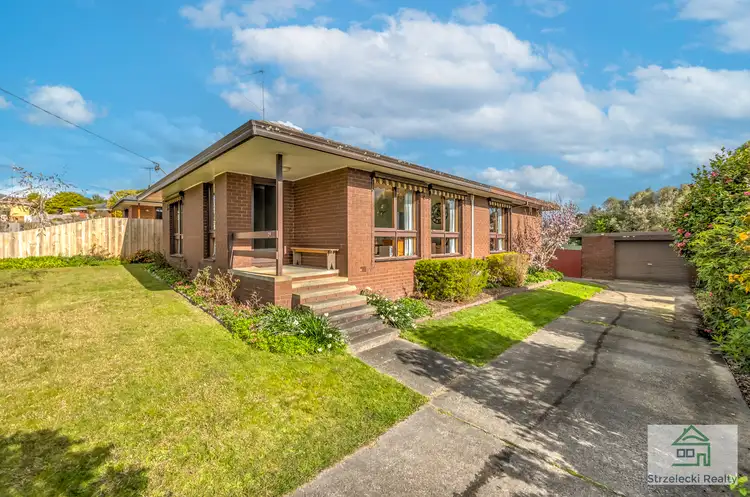 Third view of Homely house listing, 29 Heather Gr, Newborough VIC 3825
