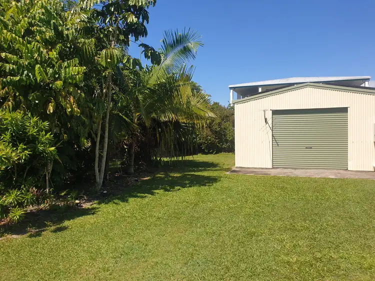 19 Hawthorne Dr, Kurrimine Beach QLD 4871