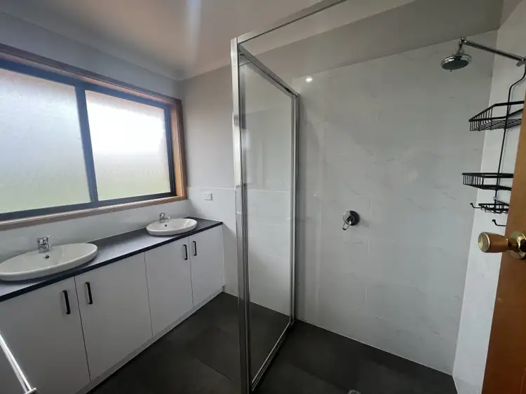 Fifth view of Homely unit listing, Unit 1/1 Bank Street, Cobram VIC 3644