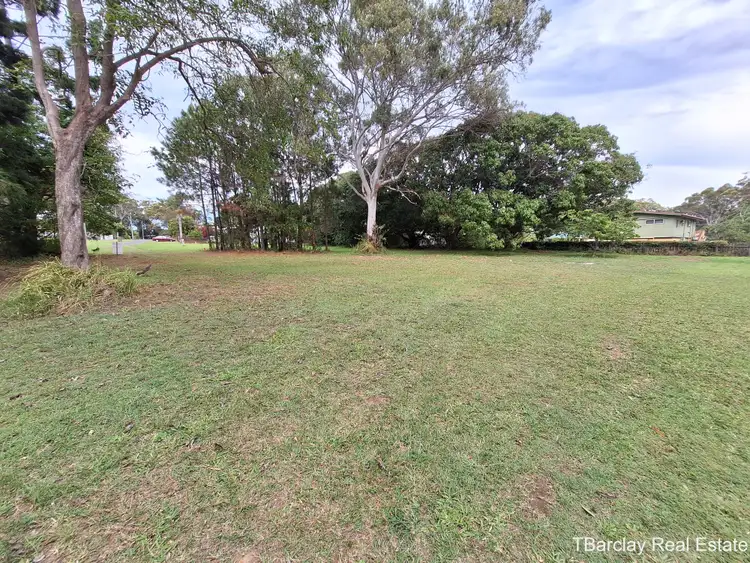 23 Betty St, Macleay Island QLD 4184