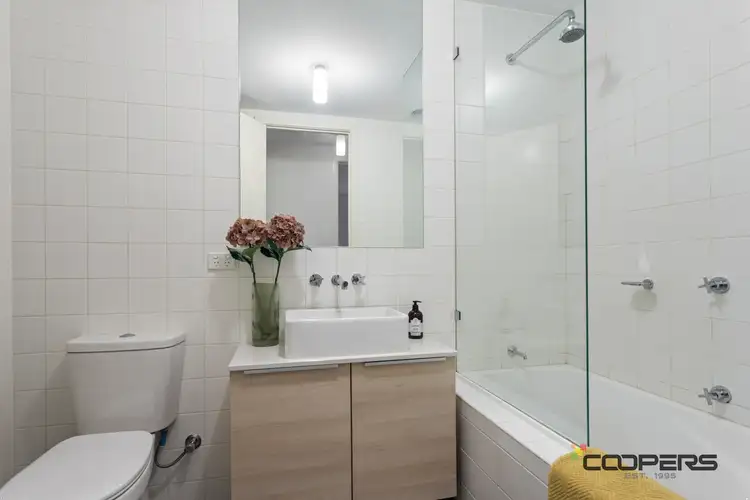 Sixth view of Homely townhouse listing, 122 Valley Lake Bvd, Keilor East VIC 3033