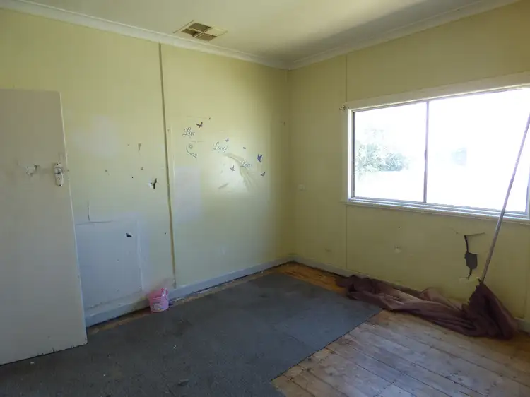 Fifth view of Homely house listing, 9 Todd St, Merredin WA 6415