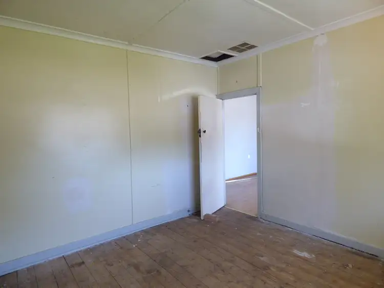 Sixth view of Homely house listing, 9 Todd St, Merredin WA 6415