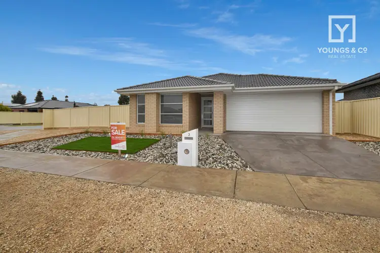 Main view of Homely house listing, 3 Hart Cres, Kialla VIC 3631