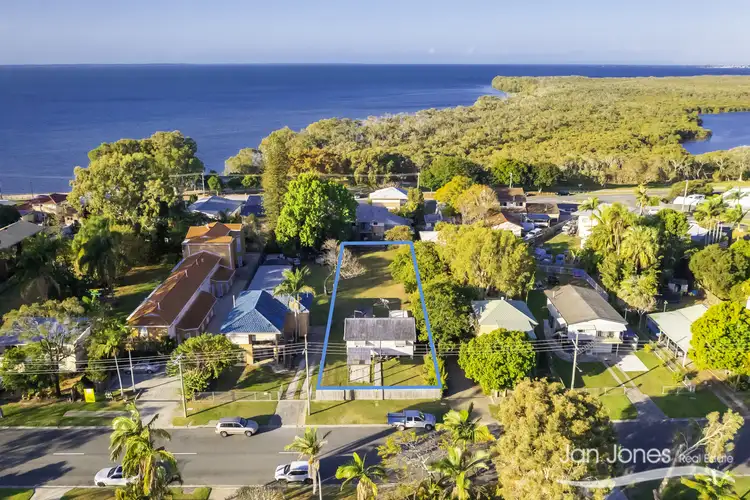13 Central Avenue, Deception Bay QLD 4508