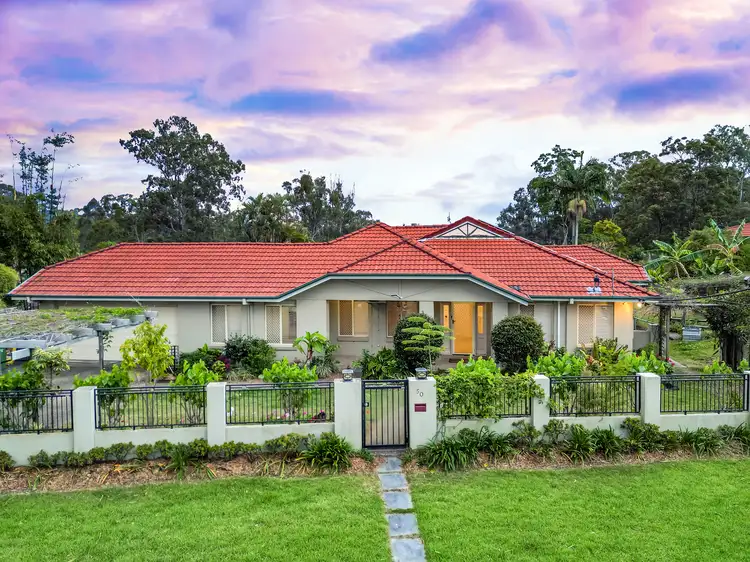 50 Clarence Dr