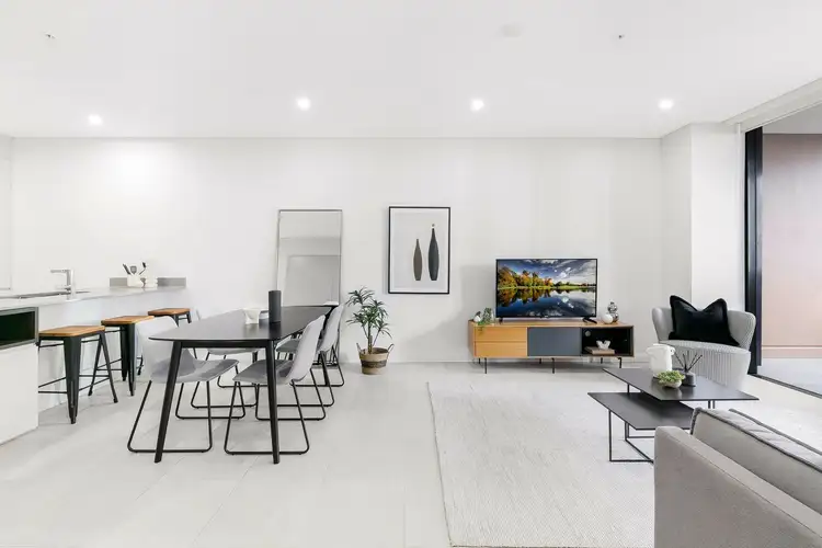 Fifth view of Homely apartment listing, 211/3 Finch Dr, Eastgardens NSW 2036