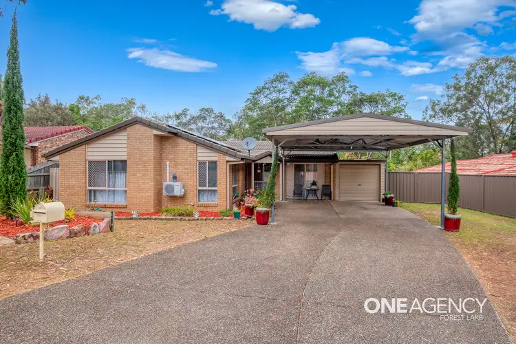 18 Pringle Pl, Forest Lake QLD 4078