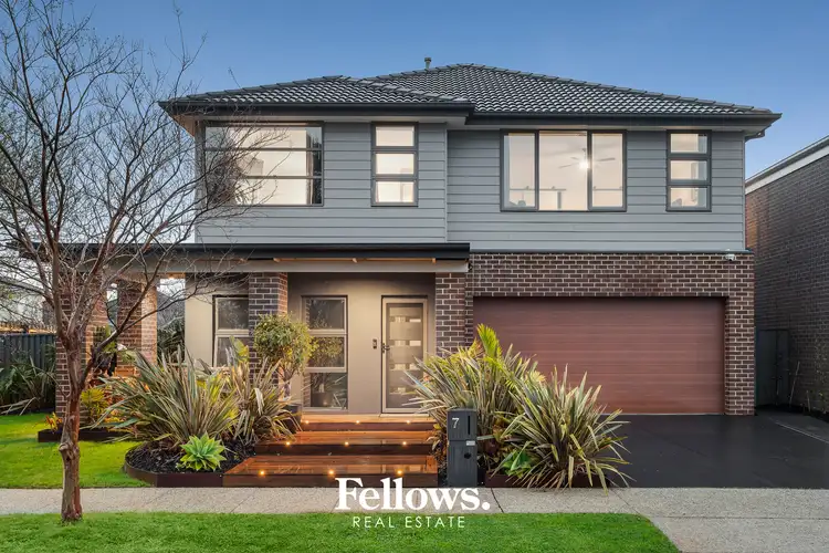 Main view of Homely house listing, 7 Edgeware Close, Pakenham VIC 3810