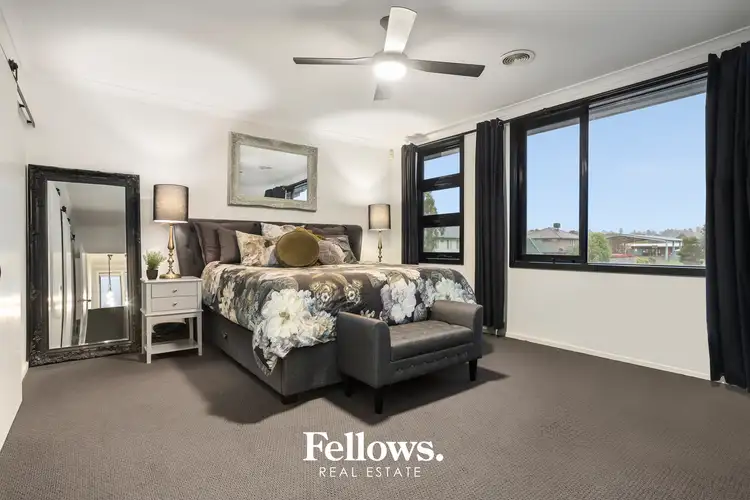 Fifth view of Homely house listing, 7 Edgeware Close, Pakenham VIC 3810
