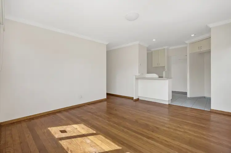 Fifth view of Homely house listing, 4 Orchid St, Woodridge QLD 4114