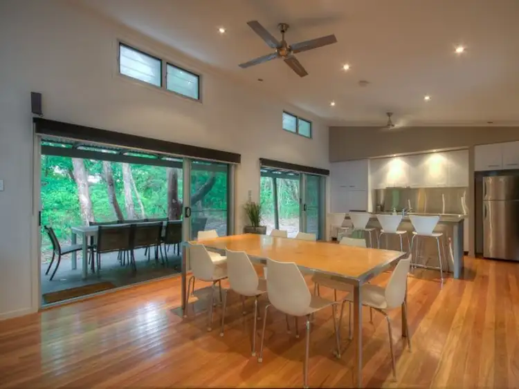 18 Orania Court, Rainbow Beach QLD 4581