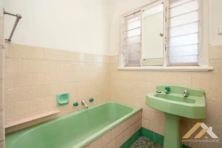 Third view of Homely house listing, 220 Macleod St, Bairnsdale VIC 3875