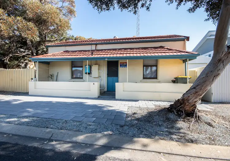 4 Charles Tce, Wallaroo SA 5556