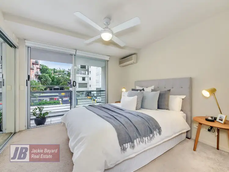 Sixth view of Homely apartment listing, Unit 19/10 Vernon Tce, Teneriffe QLD 4005