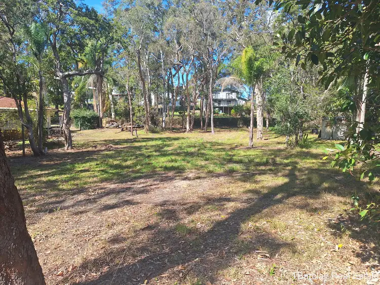 42 Coondooroopa Dr, Macleay Island QLD 4184