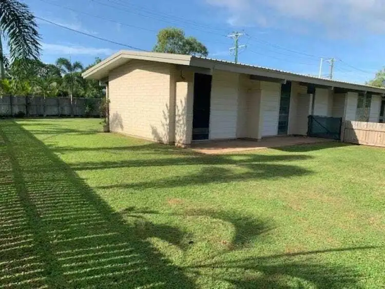2 Taree Ct, Rocky Point QLD 4874