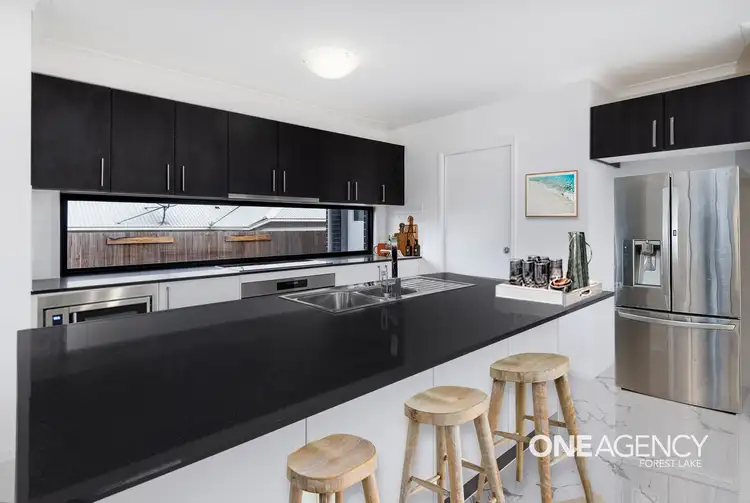 Second view of Homely house listing, 8 Wimbledon Cl, Doolandella QLD 4077