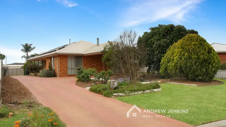 8 Orange Gr, Barooga NSW 3644