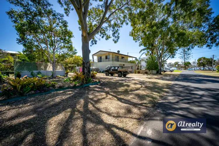 122 Mackerel St, Woodgate QLD 4660