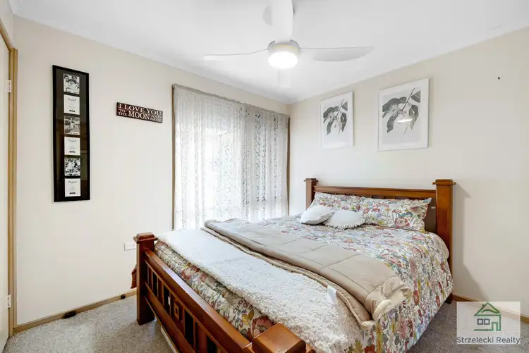 Seventh view of Homely unit listing, Unit 1/15 Burrage St, Moe VIC 3825