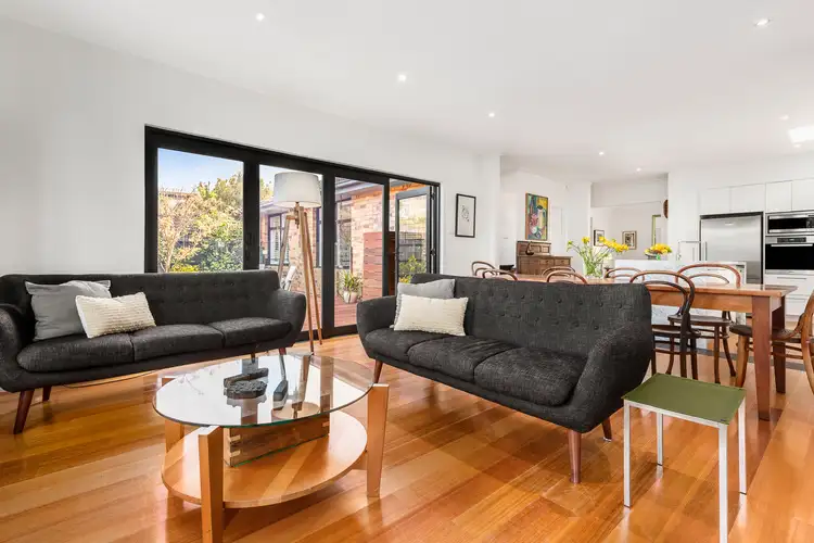 Third view of Homely house listing, 3 Robyn Court, Brighton VIC 3186