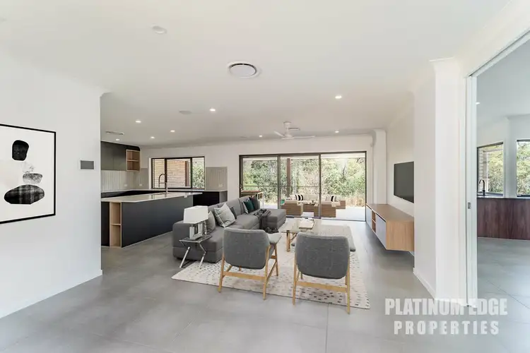 32 CLARKE PLACE, Kooralbyn QLD 4285