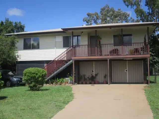 4 Gordon Tce, Moranbah QLD 4744