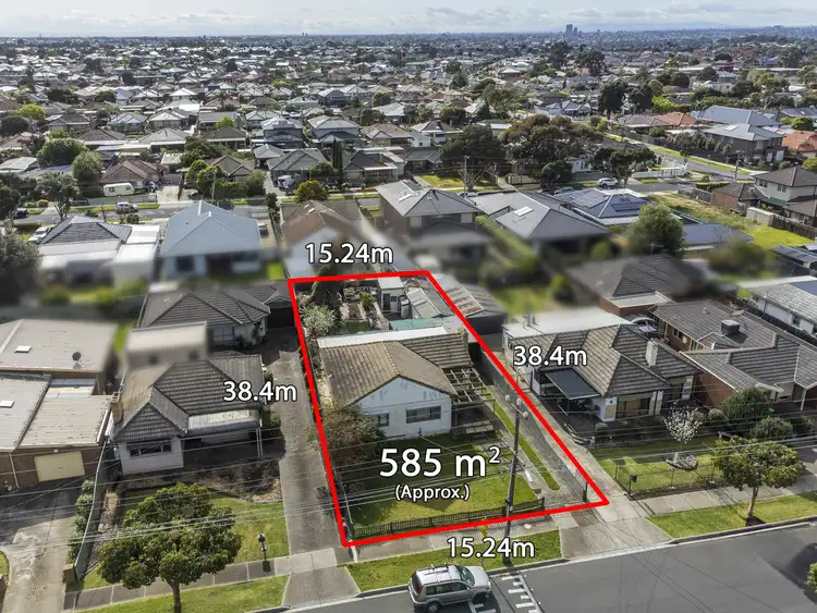 Second view of Homely house listing, 62 Deutscher Street, Avondale Heights VIC 3034
